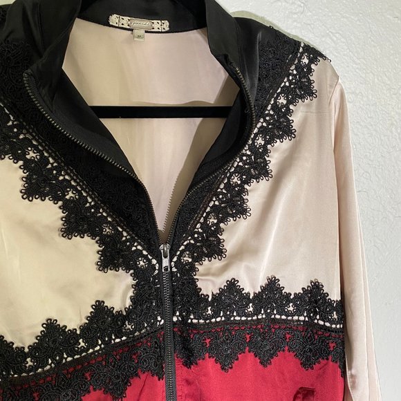 Gimmicks ~ Color Block Bomber Jacket ~ Size M - Picture 4 of 6